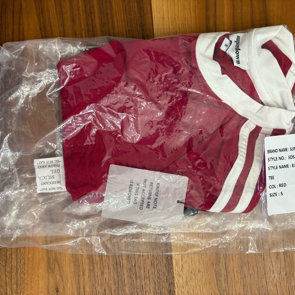 Revolve Red Crop Top - Picture 7 of 7